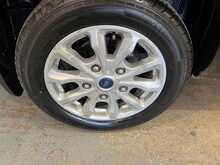 Ford Tourneo Custom Tourneo Custom 2.0 320 EcoBlue Titanium Auto L2 Euro 6 (s/s) 5dr - U141