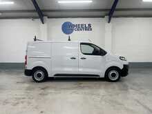 Citroen Dispatch 1.5 BlueHDi 1000 Enterprise Pro M Panel Van 6dr Diesel Manual FWD 2 Euro 6 (s/s) (100 ps) - U1425