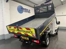 Ford Transit 2.0 350 EcoBlue Leader Tipper 2dr Diesel Manual FWD L2 Euro 6 (s/s) (1-Stop) (130 ps) - U1431