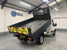 Ford Transit 2.0 350 EcoBlue Leader Tipper 2dr Diesel Manual FWD L2 Euro 6 (s/s) (1-Stop) (130 ps) - U1431