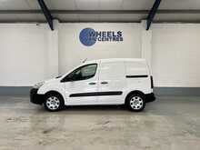 Peugeot Partner 1.6 BlueHDi 854 Professional Panel Van 5dr Diesel Manual L1 (112 g/km, 97.64 bhp) - U1448