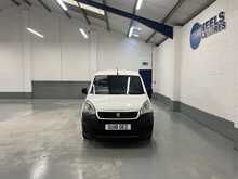 Peugeot Partner 1.6 BlueHDi 854 Professional Panel Van 5dr Diesel Manual L1 (112 g/km, 97.64 bhp) - U1448