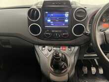 Peugeot Partner 1.6 BlueHDi 854 Professional Panel Van 5dr Diesel Manual L1 (112 g/km, 97.64 bhp) - U1448