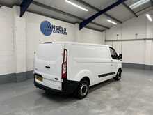 Ford Transit Custom 2.0 300 EcoBlue Leader Panel Van 5dr Diesel Manual L2 H1 Euro 6 (s/s) (130 ps) - U1455