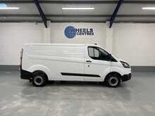 Ford Transit Custom 2.0 300 EcoBlue Leader Panel Van 5dr Diesel Manual L2 H1 Euro 6 (s/s) (130 ps) - U1455