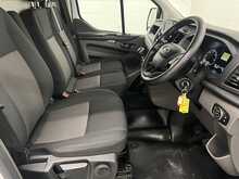 Ford Transit Custom 2.0 300 EcoBlue Leader Panel Van 5dr Diesel Manual L2 H1 Euro 6 (s/s) (130 ps) - U1455