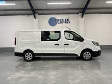 Renault Trafic 2.0 dCi Blue LL30 Advance Crew Van Double Cab 6dr Diesel Manual L2 H1 Euro 6 (s/s) (130 ps) - U1471