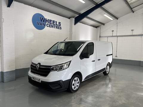 Renault Trafic 2.3 dCi 35 Business Panel Van 4dr Diesel Manual FWD LWB High Roof Euro 6 (135 ps)