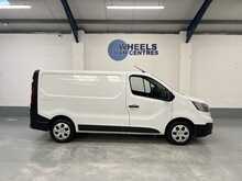 Renault Trafic 2.0 dCi Blue SL28 Business Panel Van 5dr Diesel Manual L1 H1 Euro 6 (s/s) (130 ps) - U1474