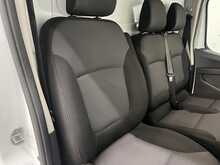 Renault Trafic 2.0 dCi Blue SL28 Business Panel Van 5dr Diesel Manual L1 H1 Euro 6 (s/s) (130 ps) - U1474
