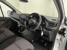 Renault Trafic 2.0 dCi Blue SL28 Business Panel Van 5dr Diesel Manual L1 H1 Euro 6 (s/s) (130 ps) - U1474