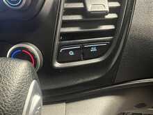 Ford Transit 350 EcoBlue Leader 2.0 2dr Automatic Diesel 2.0 2dr Curtain Side 2.0 2dr Curtain Side Automatic - U1490