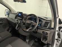 Ford Transit Custom 2.0 320 EcoBlue Trend Kombi Double Cab 5dr Diesel Auto L2 H1 Euro 6 (s/s) (130 ps) 2.0 5dr Minibus - U1494