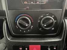 Peugeot Boxer 2.2 Dropside Manual Diesel 2.2 2dr Dropside Manual Diesel - U1496