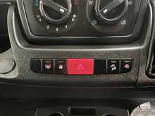 Peugeot Boxer 2.2 Dropside Manual Diesel 2.2 2dr Dropside Manual Diesel - U1496