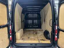 Renault Master 2.3 dCi 35 Business+ Panel Van 4dr Diesel Manual FWD MWB Medium Roof Euro 6 (135 ps) - U1504