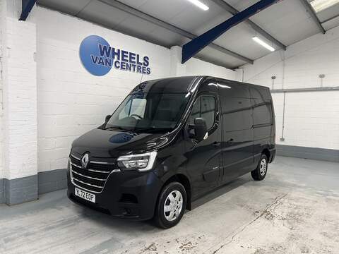 Renault Master 2.0 dCi 30 Tekna+ Panel Van 5dr Diesel Manual L2 H1 Euro 6 (s/s) (130 ps)