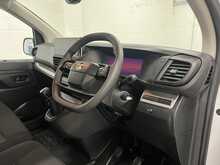 Vauxhall Vivaro 1.5 Turbo D Prime Panel Van 6dr Diesel Manual SWB Euro 6 (s/s) (120 ps) - U1511