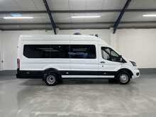 Ford Transit 2.0 460 EcoBlue Limited Minibus Double Cab 5dr Diesel Auto RWD L4 H3 Euro 6 (s/s) (17 Seat, DRW) - U1517