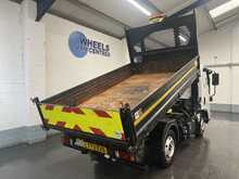 Isuzu Grafter N35.125S SRW AUTOMATIC 2DR TIPPER - U1519