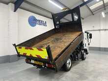 Isuzu Grafter N35.125S SRW MANUAL 2DR TIPPER - U1519