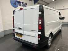 Renault Trafic 2.0 dCi Blue SL28 Business Panel Van 5dr Diesel Manual L1 H1 Euro 6 (s/s) (130 ps) - U1527