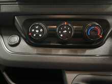 Renault Trafic 2.0 dCi Blue SL28 Business Panel Van 5dr Diesel Manual L1 H1 Euro 6 (s/s) (130 ps) - U1527
