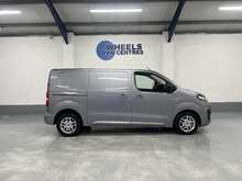 Vauxhall Vivaro 1.5 Turbo D 2700 Sportive Panel Van 6dr Diesel Manual L1 H1 Euro 6 (s/s) (100 ps) - U1528