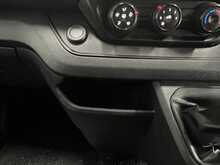 Renault Trafic 2.0 dCi Blue LL30 Business Panel Van 5dr Diesel Manual L2 H1 Euro 6 (s/s) (130 ps) - U1530