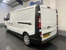 Renault Trafic 2.0 dCi Blue LL30 Business Panel Van 5dr Diesel Manual L2 H1 Euro 6 (s/s) (130 ps) - U1530