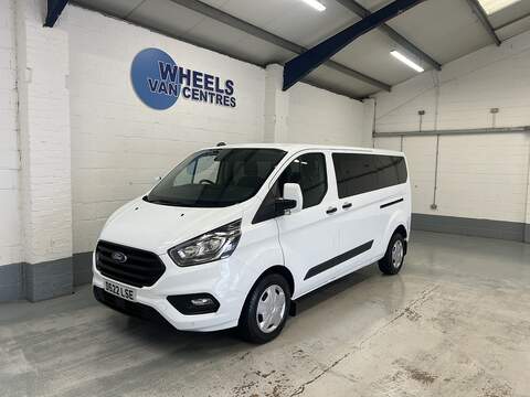 Ford Transit Custom 2.0 350 EcoBlue Trend Minibus Double Cab 5dr Diesel Manual RWD L2 H2 Euro 6 (s/s) (12 Seat) (130 ps)