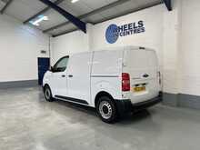 Citroen Dispatch 2.0 BlueHDi 1400 Enterprise Edition M Panel Van 6dr Diesel Manual FWD 2 Euro 6 (s/s) (145 ps) - U1542
