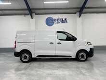 Citroen Dispatch 2.0 BlueHDi 1400 Enterprise Edition M Panel Van 6dr Diesel Manual FWD 2 Euro 6 (s/s) (145 ps) - U1542