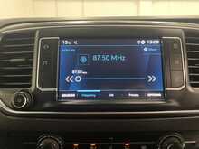 Peugeot Expert 1.5 BlueHDi 1000 Professional Premium + Standard Panel Van 6dr Diesel Manual MWB Euro 6 (s/s) (100 - U1568