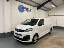 Vauxhall Vivaro Vivaro 1.5 Turbo D 2900 Sportive L2 H1 Euro 6 (s/s) 6dr - U158