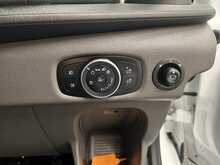 Ford Transit 2.0 350 EcoBlue Trend Crew Van Double Cab 6dr Diesel Manual FWD L3 H2 Euro 6 (s/s) (130 ps) - U1581