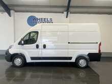 Citroen Relay 2.2 BlueHDi 35 Enterprise Panel Van 5dr Diesel Manual L2 High Roof Euro 6 (s/s) (140 ps) - U1590