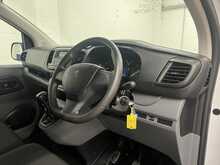 Peugeot Expert 1.5 BlueHDi 1000 S Premium Standard Panel Van 6dr Diesel Manual MWB Euro 6 (s/s) (100 bhp) - U1594