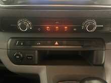 Peugeot Expert 2.0 BlueHDi 1400 Professional Long Panel Van 6dr Diesel Manual LWB Euro 6 (s/s) (120 ps) - U1595