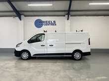 Renault Trafic 2.0 dCi ENERGY 30 Business+ Panel Van 5dr Diesel Manual LWB Standard Roof Euro 6 (s/s) (120 ps) - U1598