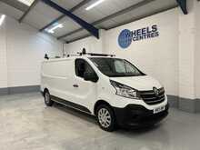 Renault Trafic 2.0 dCi ENERGY 30 Business+ Panel Van 5dr Diesel Manual LWB Standard Roof Euro 6 (s/s) (120 ps) - U1598