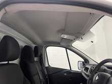 Renault Trafic 2.0 dCi ENERGY 30 Business+ Panel Van 5dr Diesel Manual LWB Standard Roof Euro 6 (s/s) (120 ps) - U1598