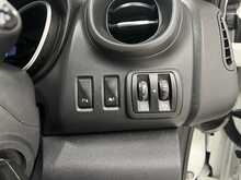 Renault Trafic 2.0 dCi ENERGY 30 Business+ Panel Van 5dr Diesel Manual LWB Standard Roof Euro 6 (s/s) (120 ps) - U1598