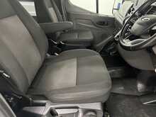 Ford Transit 2.0 460 EcoBlue Leader Minibus Double Cab 5dr Diesel Auto RWD L4 H3 Euro 6 (s/s) (17 Seat, DRW) (170 - U1603