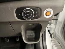Ford Transit Ford Transit 350 EcoBlue Leader 2.0 2dr L4 Dropside Manual 2.0 2.0 Dropside Manual Diesel - U1606