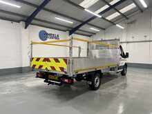 Ford Transit Ford Transit 350 EcoBlue Leader 2.0 2dr L4 Dropside Manual - U1606