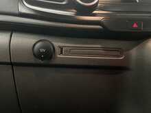 Ford Transit Ford Transit 350 EcoBlue Leader 2.0 2dr L4 Dropside Manual - U1606