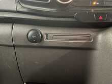 Ford Transit 350 EcoBlue Leader 2.0 2dr Luton Manual Diesel - U1610