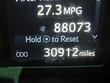 Toyota Hilux 2.8 D-4D Invincible X Pickup Double Cab 4dr Diesel Auto 4WD Euro 6 (s/s) (204 ps) - U1615