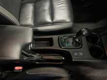 Toyota Hilux 2.8 D-4D Invincible X Pickup Double Cab 4dr Diesel Auto 4WD Euro 6 (s/s) (204 ps) - U1615